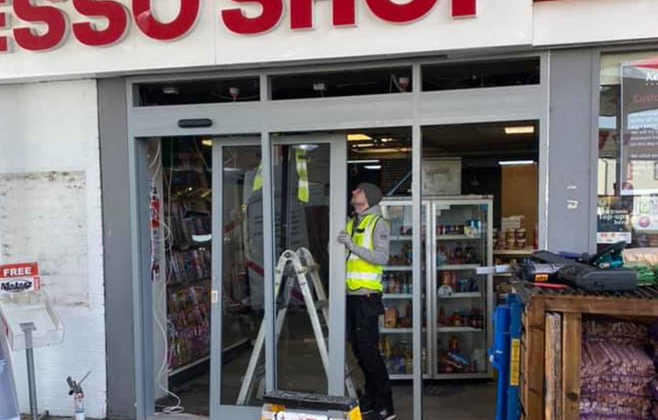 Aluminium shop front east Kilbride