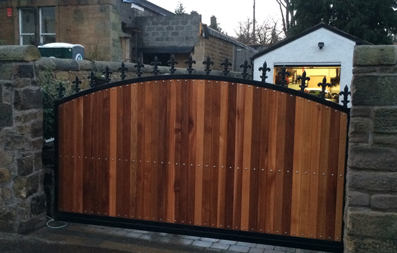 electric gates Glasgow