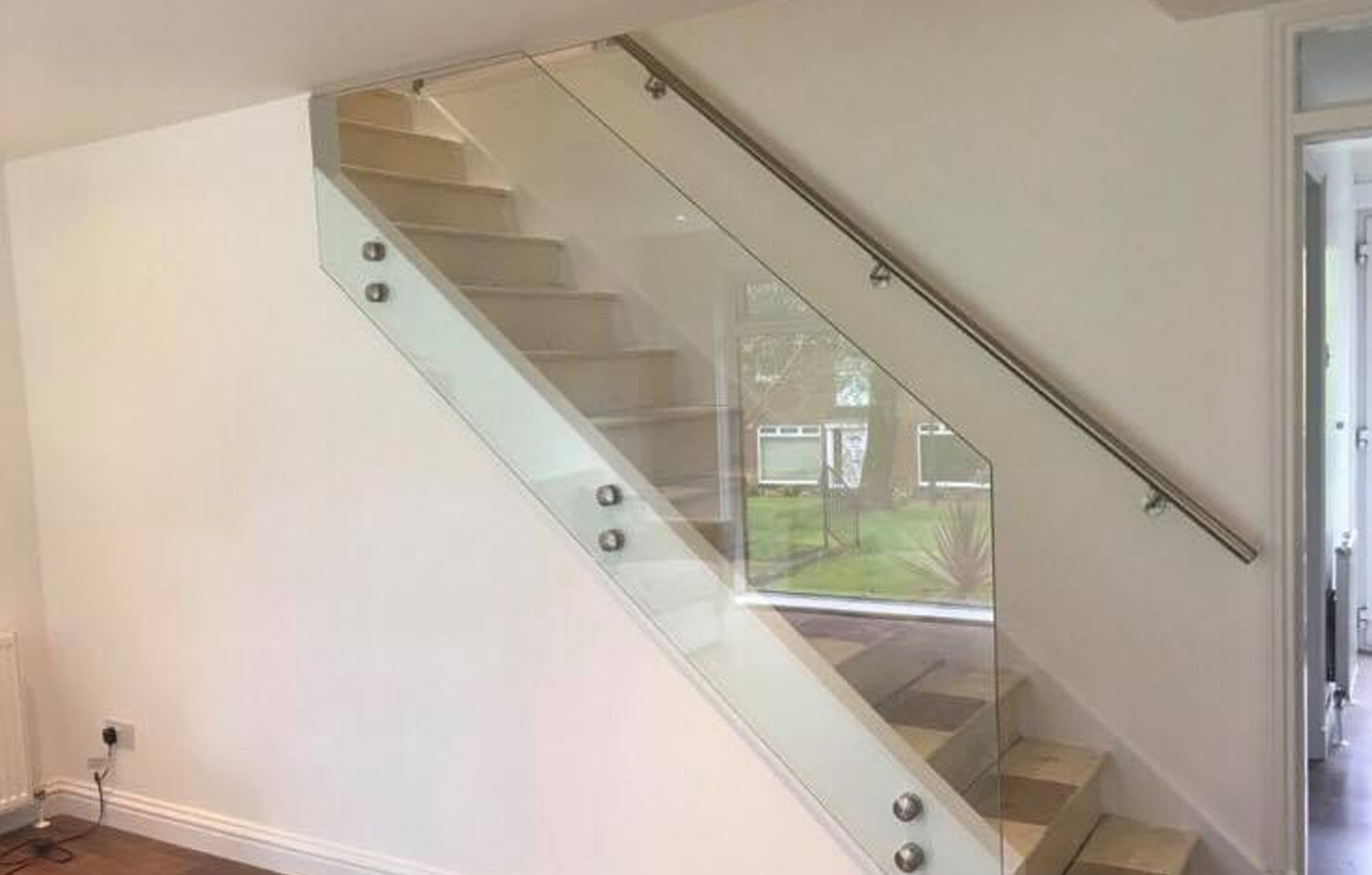 glass balustrade install East Kilbride